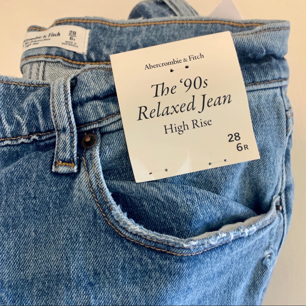 Abercrombie 90s Relaxed Jeans High Rise